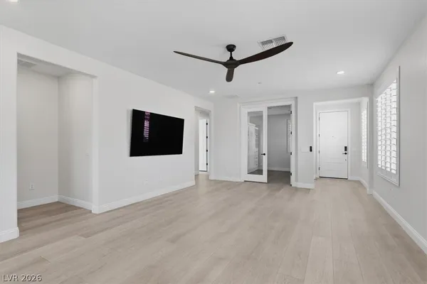 $685,000 | 58 Lake Bluff Court, Henderson, NV 89011