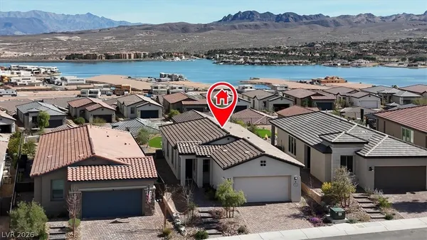 $685,000 | 58 Lake Bluff Court, Henderson, NV 89011
