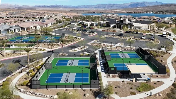 $685,000 | 58 Lake Bluff Court, Henderson, NV 89011