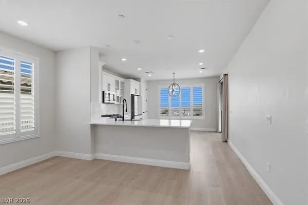 $685,000 | 58 Lake Bluff Court, Henderson, NV 89011