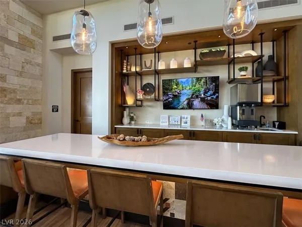 $685,000 | 58 Lake Bluff Court, Henderson, NV 89011
