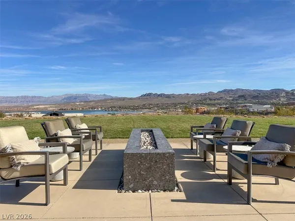 $685,000 | 58 Lake Bluff Court, Henderson, NV 89011