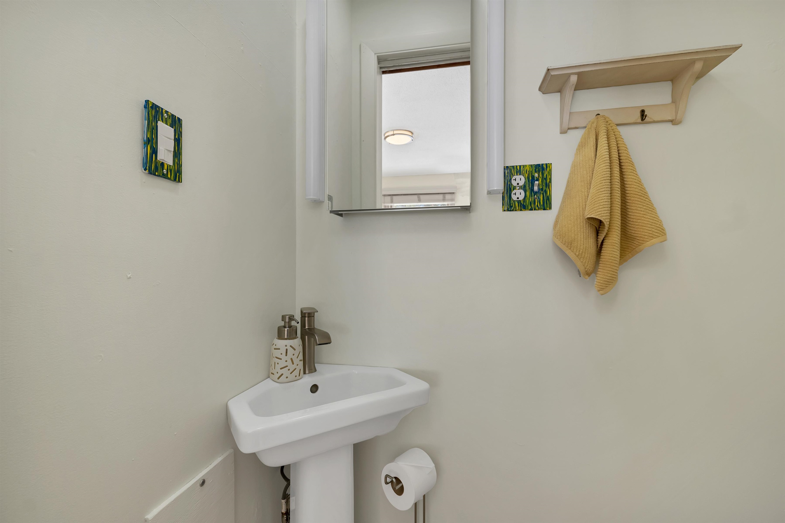 23 Pappas Road Claremont, NH 03743 - Photo 19 of 48