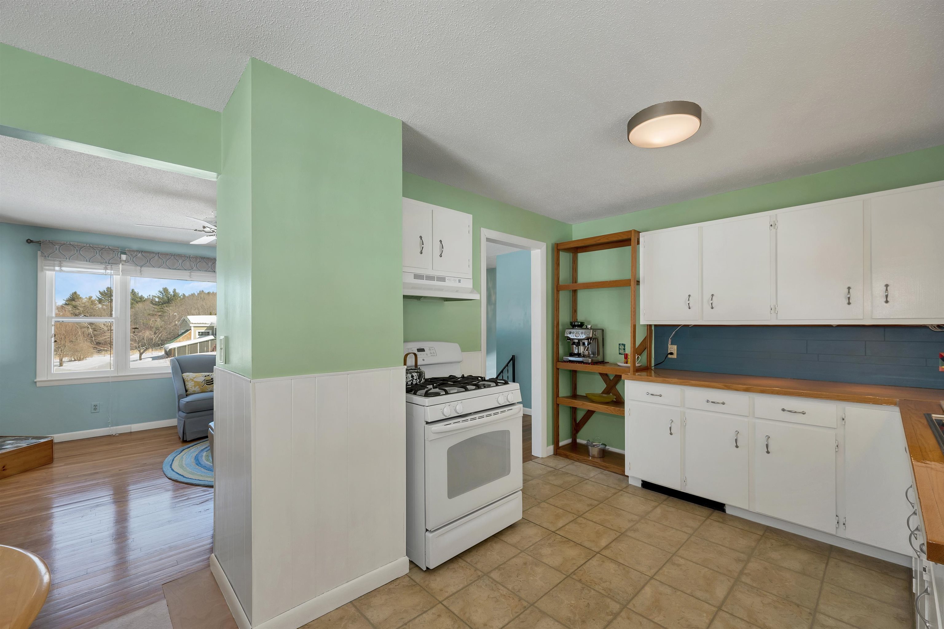 23 Pappas Road Claremont, NH 03743 - Photo 7 of 48