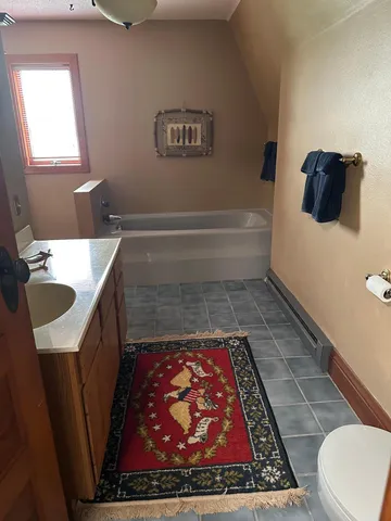 $749,000 | 70 Lakeview Drive, Slayton, MN 56172