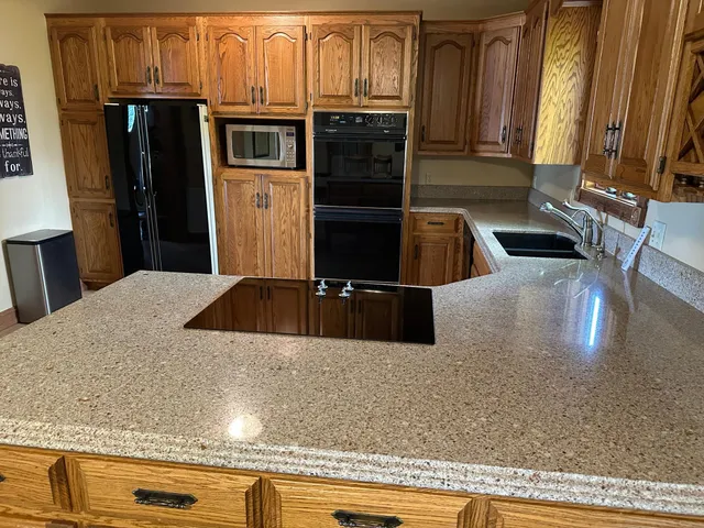 $749,000 | 70 Lakeview Drive, Slayton, MN 56172