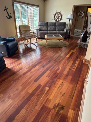 $749,000 | 70 Lakeview Drive, Slayton, MN 56172