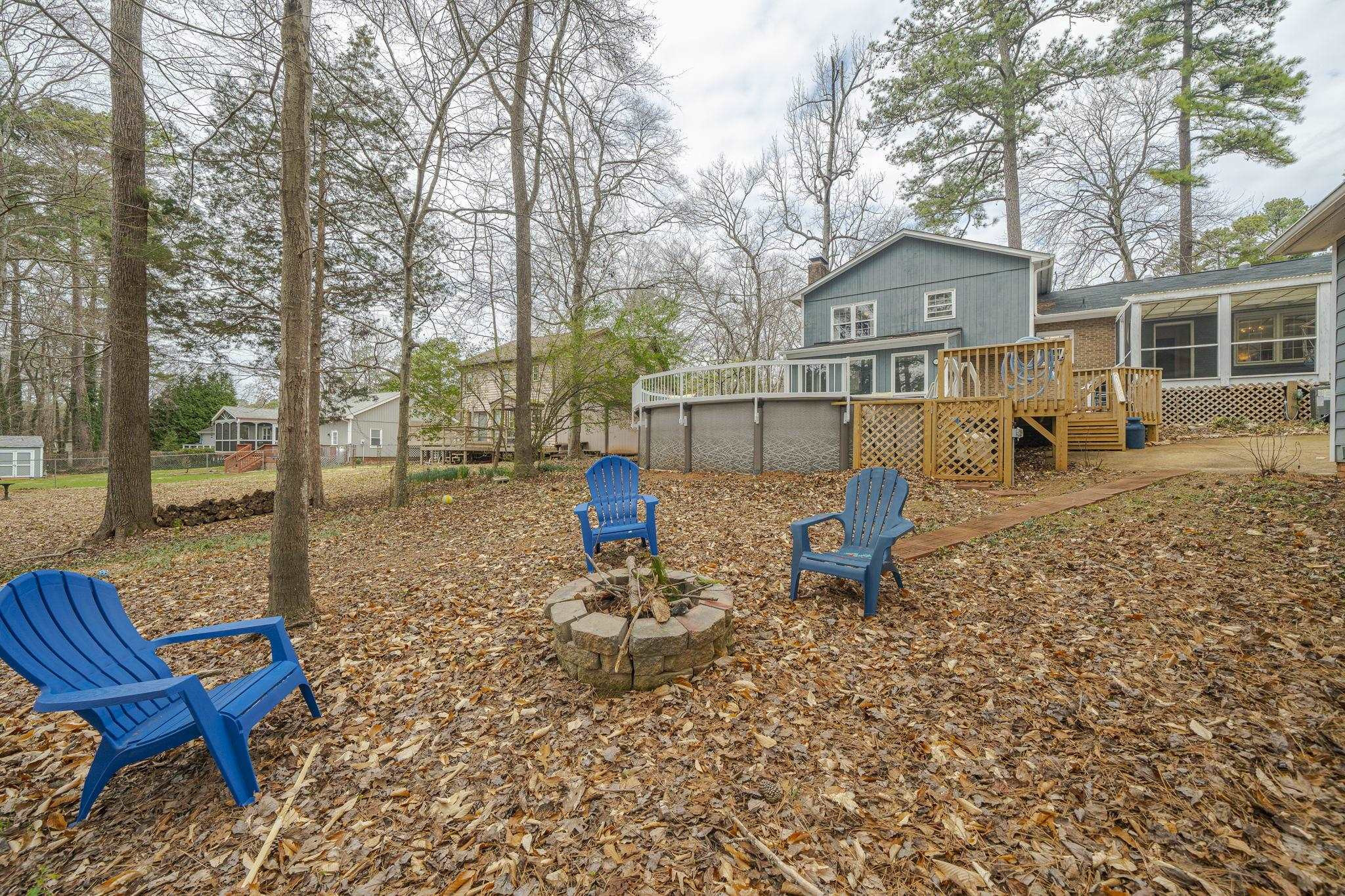 4321 Craddock Road Raleigh, NC 27613 - Photo 25 of 29 Outdoor Fire Pit