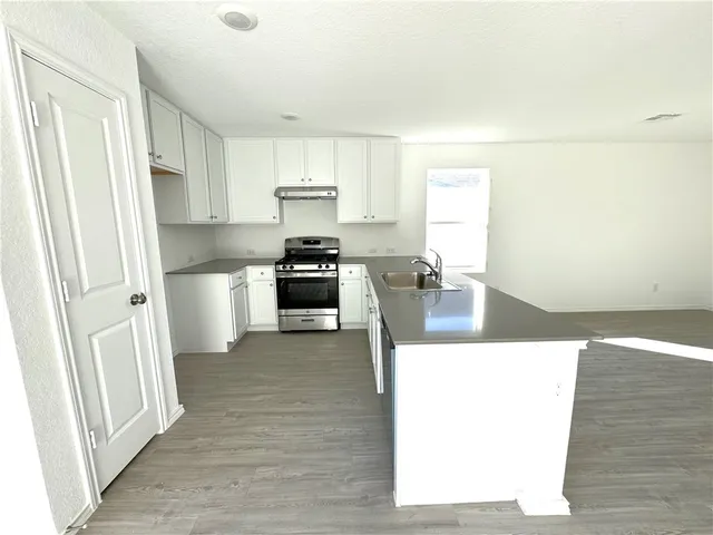 $2,100 | 2714 Martell Street, Corpus Christi, TX 78415