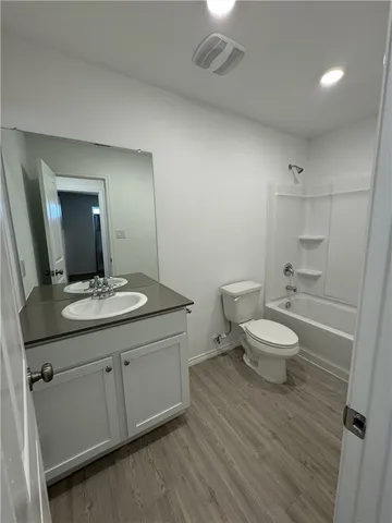 $2,100 | 2714 Martell Street, Corpus Christi, TX 78415