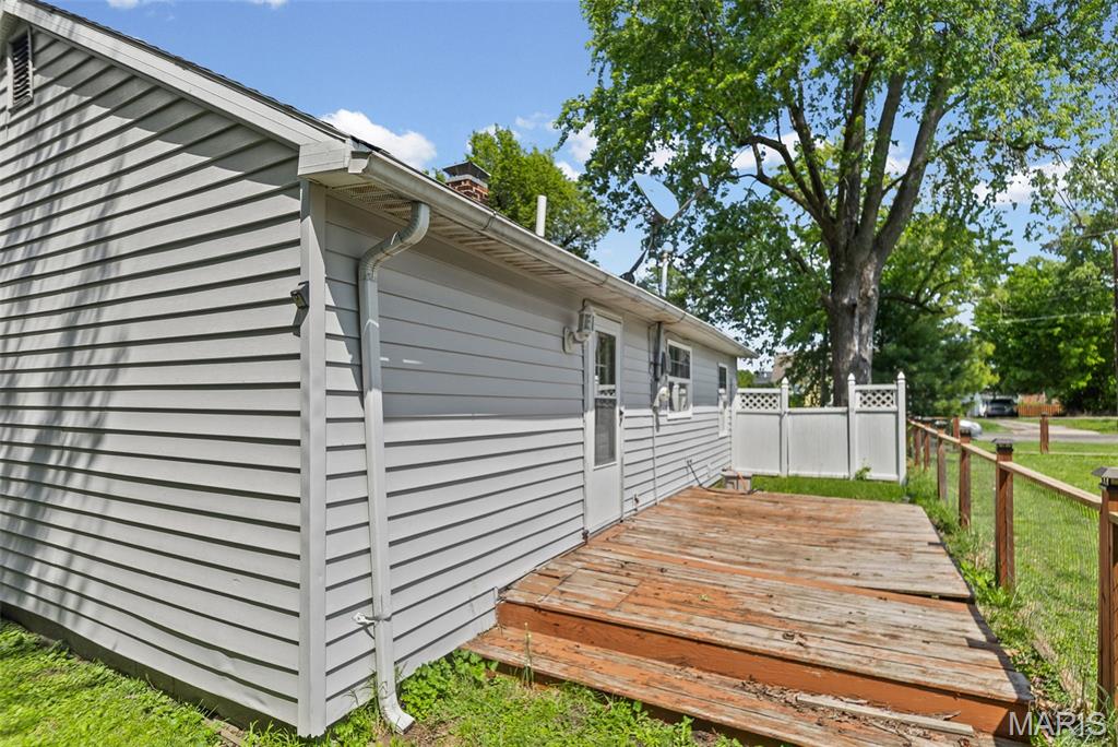 570 Shellview Street Bethalto, IL 62010 - Photo 8 of 26