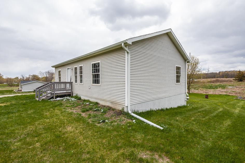 11293 Hoxie Road North Adams, MI 49262 - Photo 36 of 41 Photo 36