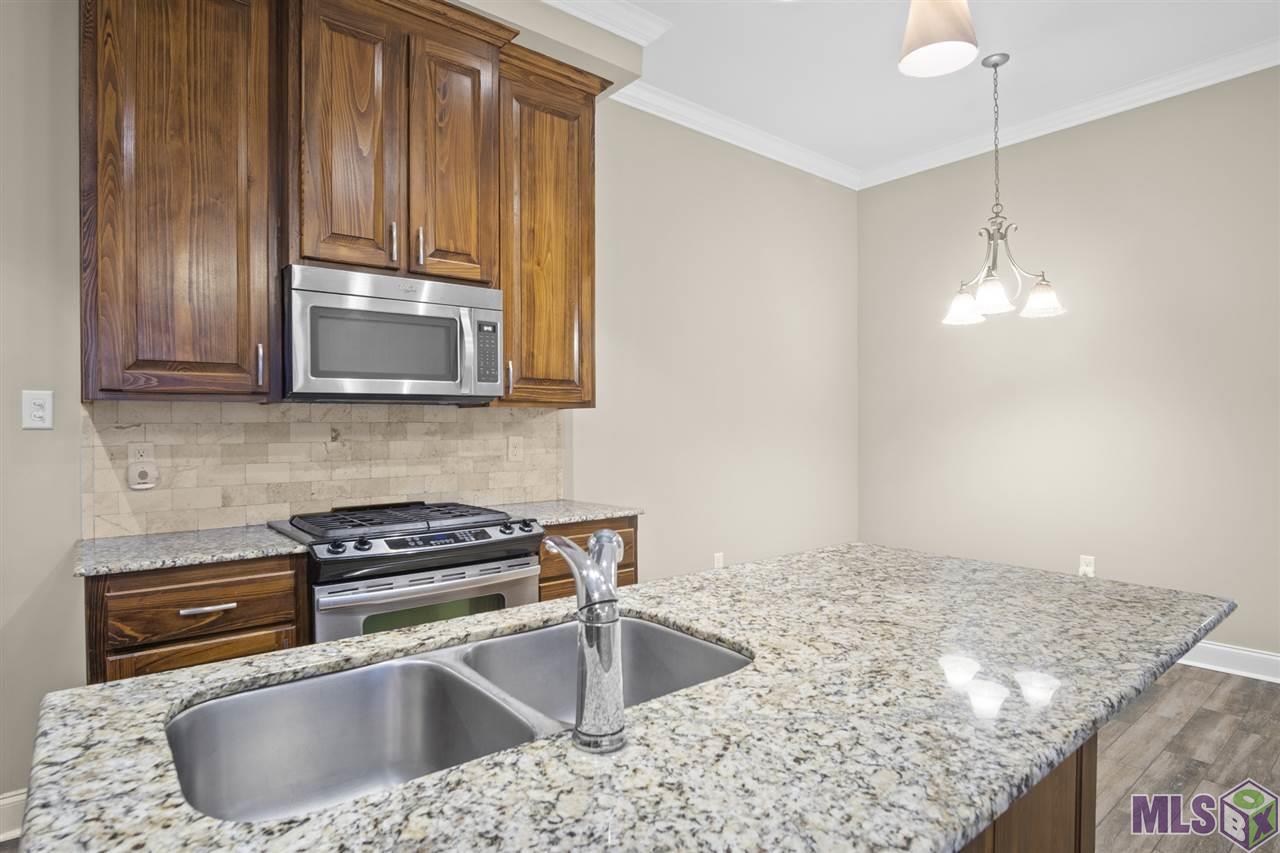 7723 Ibiza Drive Baton Rouge, LA 70820 - Photo 4 of 22