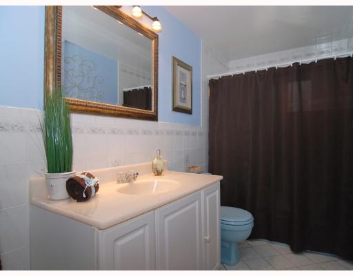 138 Macarthur Road Woonsocket, RI 02895 - Photo 9 of 12 Master Bath/Spa.