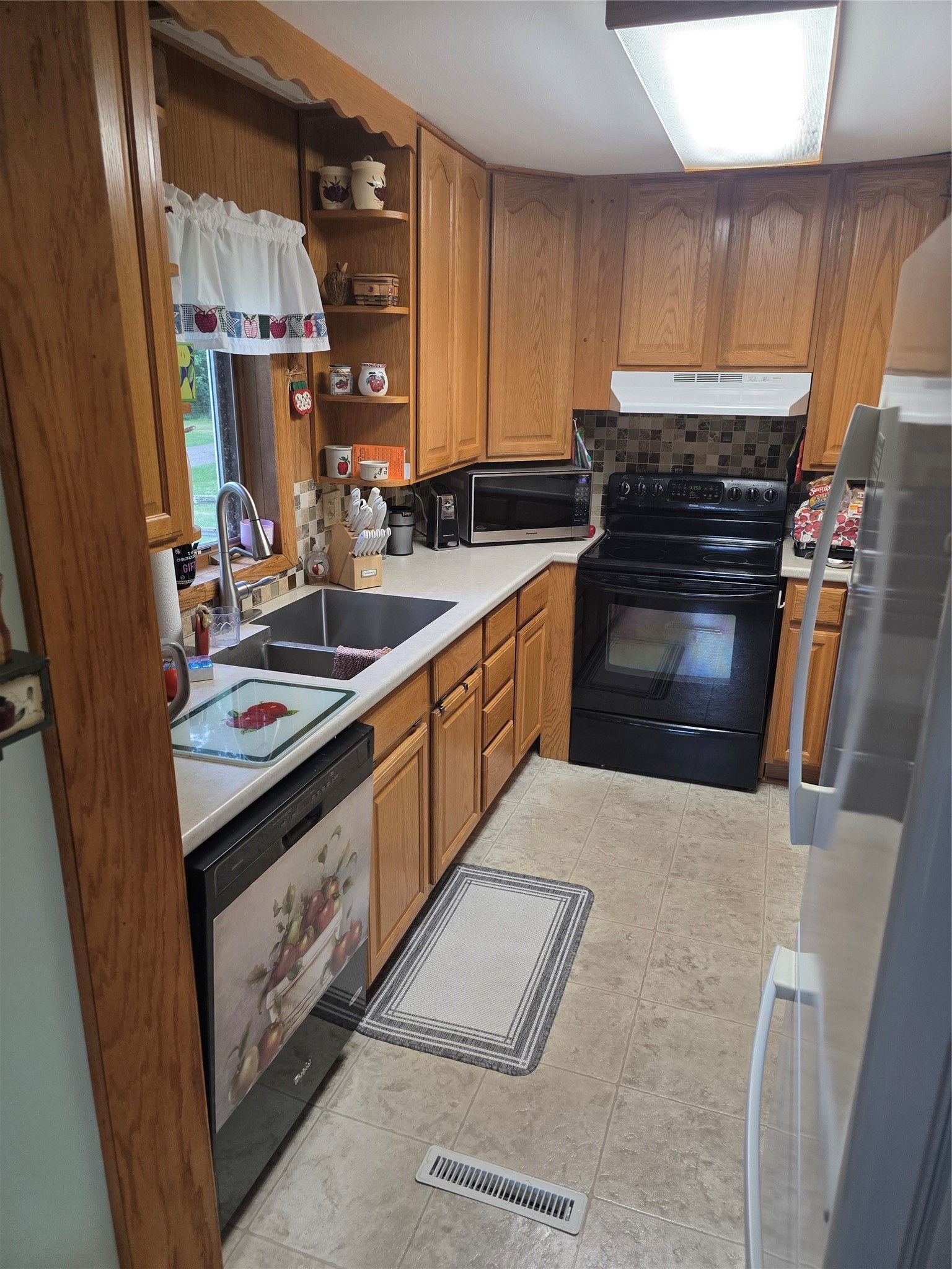 14101 County Road B Alma Center, WI 54611 - Photo 6 of 50