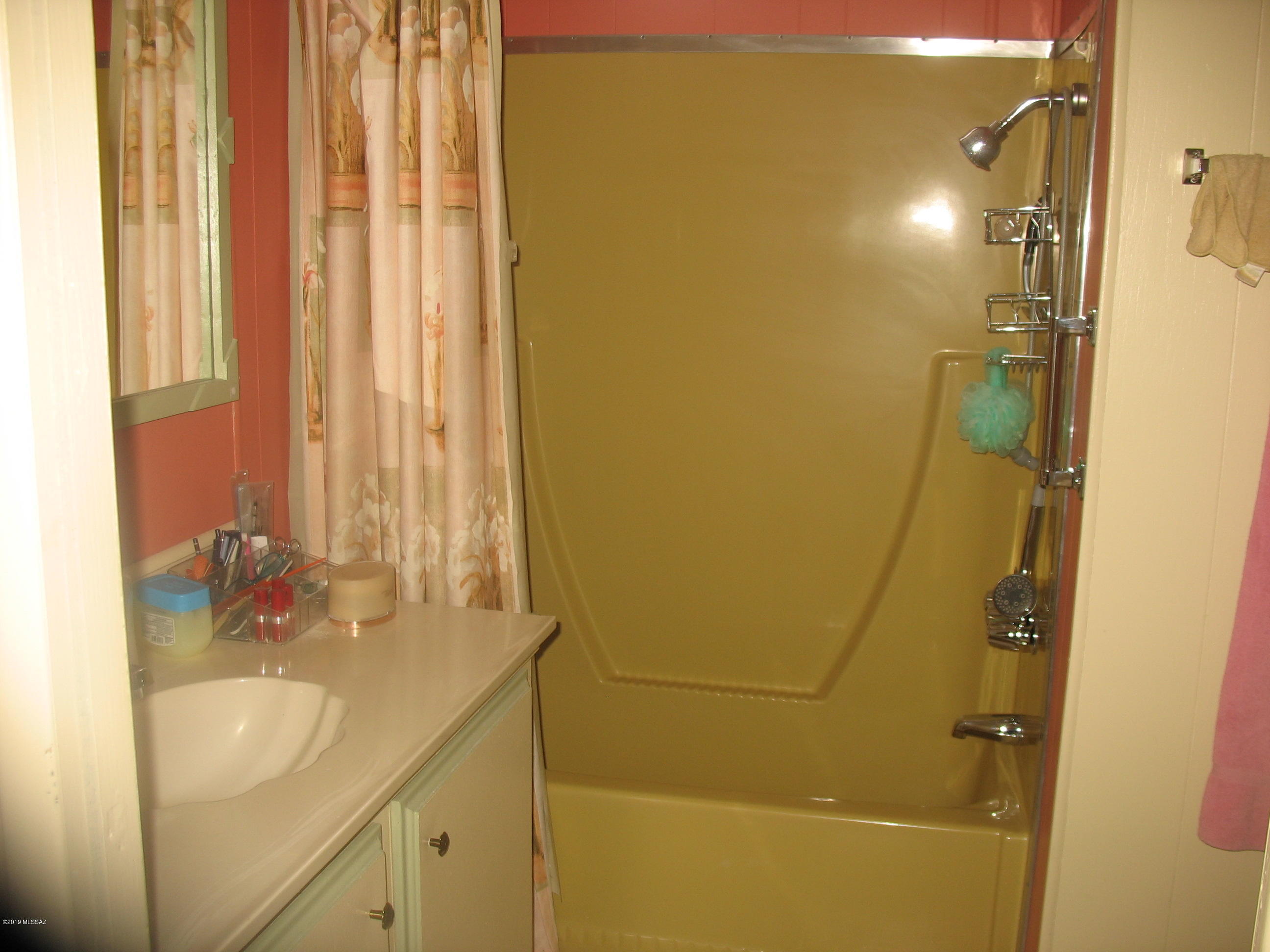 5651 West Rafter Cir Street Tucson, AZ 85713 - Photo 9 of 11 Gallery Image 9