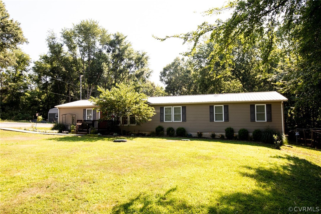 404 Sugarfork Road Cumberland, VA 23040 - Photo 1 of 49 Gallery Image 1