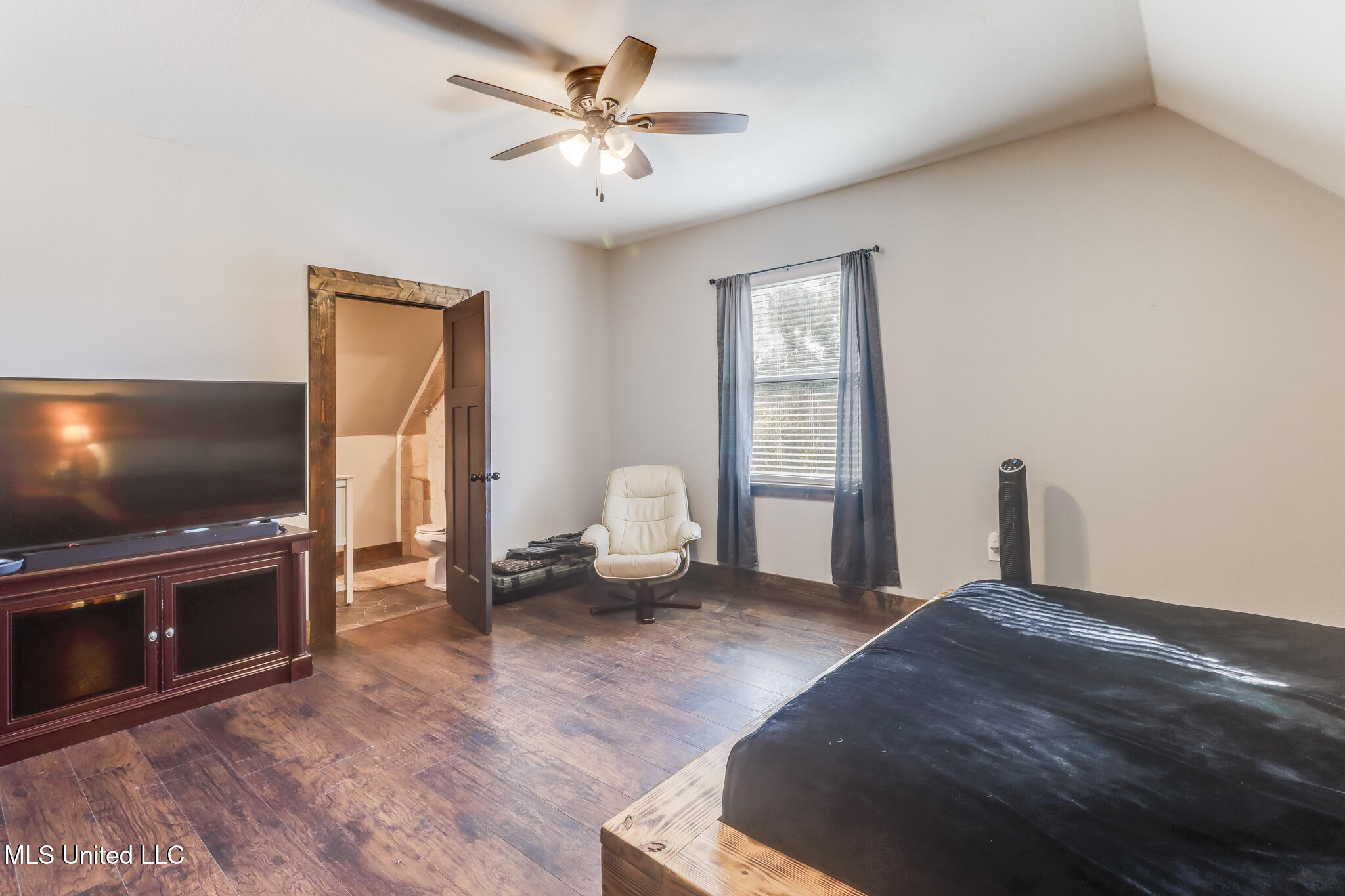 17245 Doc Lizana Road Gulfport, MS 39503 - Photo 31 of 45 Photo Nov 05 2025, 3 20 23 PM (2)