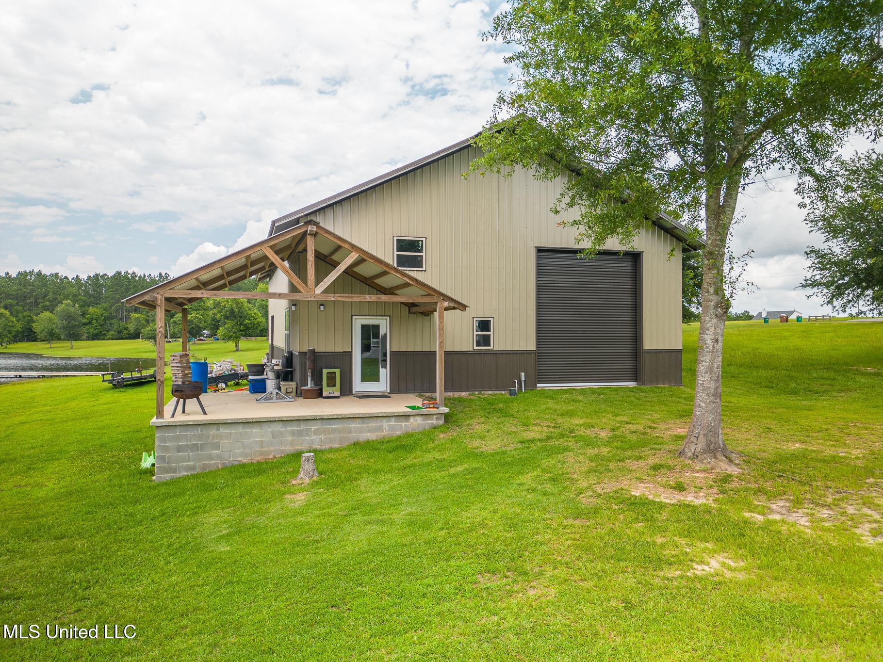 17245 Doc Lizana Road Gulfport, MS 39503 - Photo 41 of 45 Doc Lizana-56