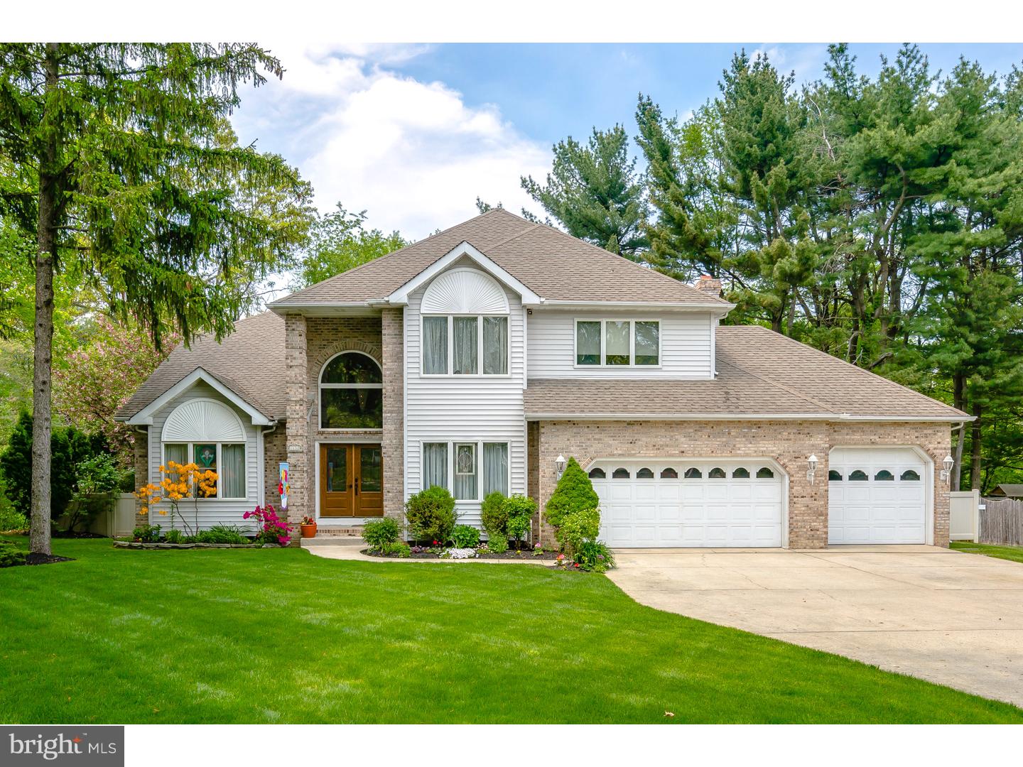 1132 Davis Road Barrington, NJ 08007 - Photo 3 of 25