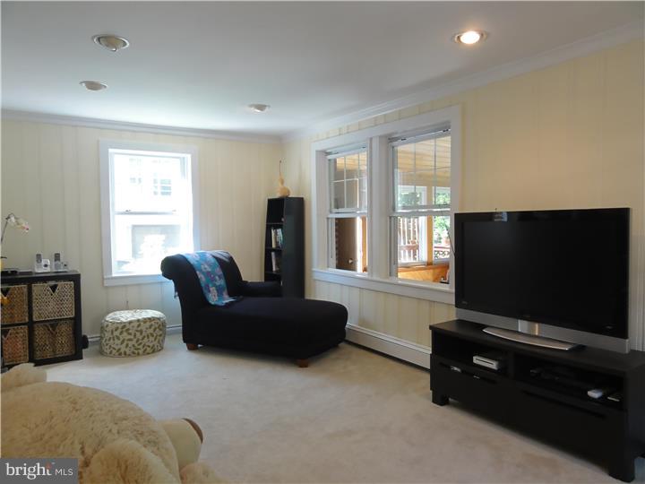 822 Dover Road Wynnewood, PA 19096 - Photo 6 of 25