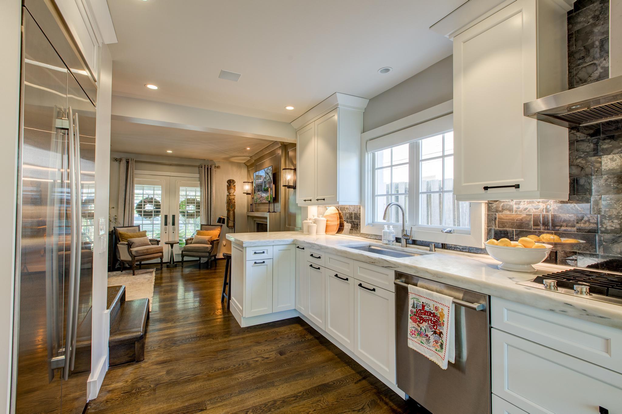 209 Romany Road Lexington, KY 40502 - Photo 26 of 43 261A1129_30_31-Edit