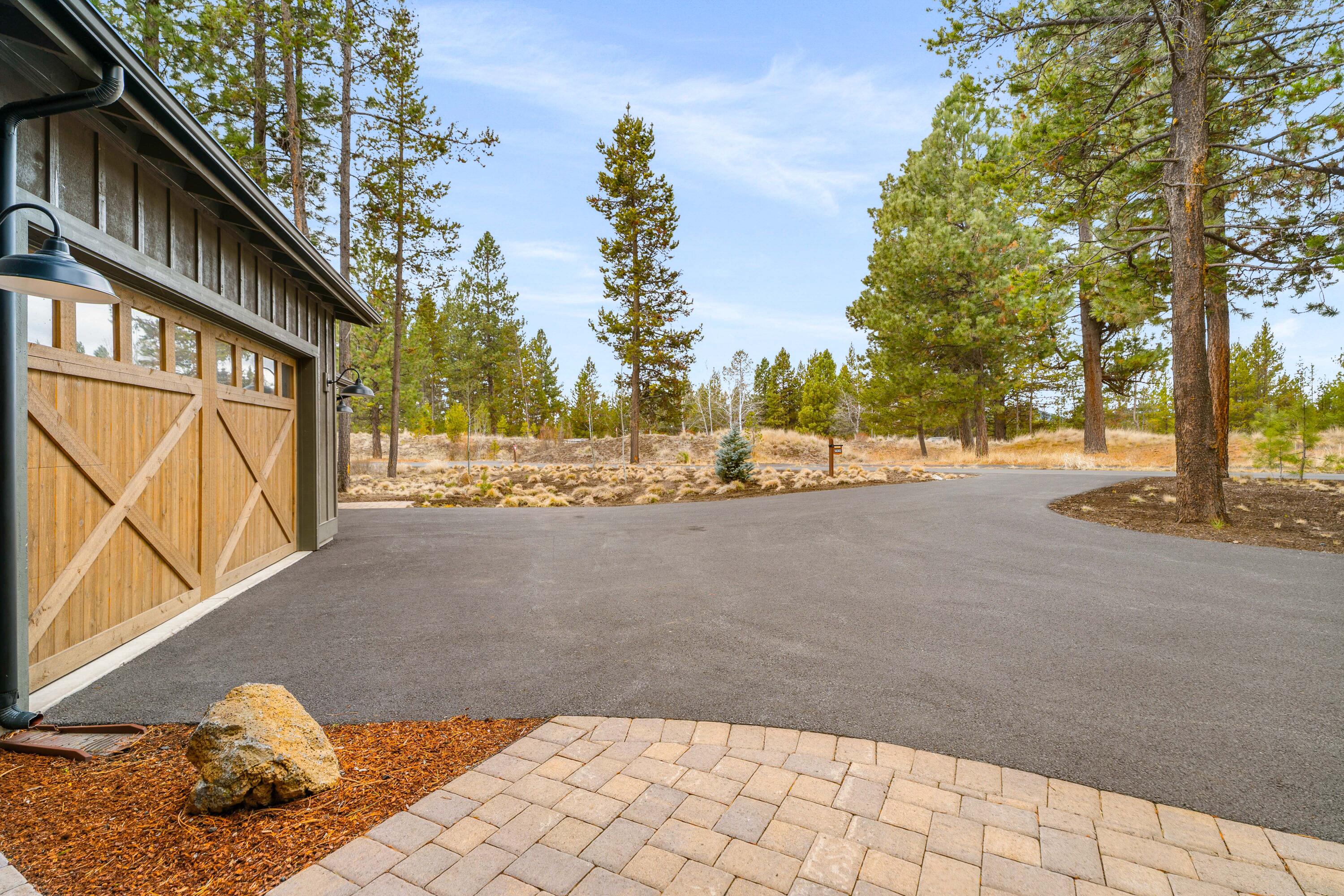 56302 Sable Rock Loop, Unit 255 Bend, OR 97707 - Photo 5 of 65 DSC04414-3