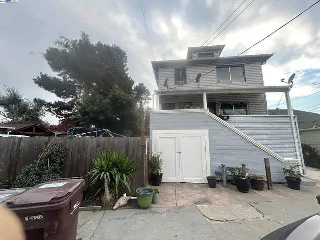 $699,000 | 9953 Dante Avenue, Oakland, CA 94603