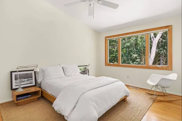 $45,000 | 27 Montauk Avenue, East Hampton, NY 11937