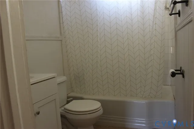 $1,350 | 706 Floral Avenue, Colonial Heights, VA 23834