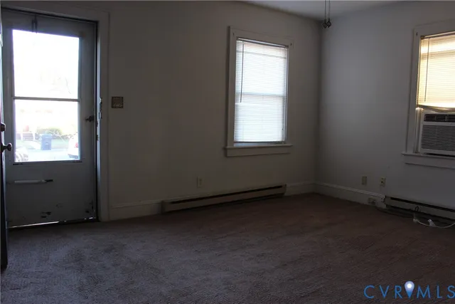 $1,350 | 706 Floral Avenue, Colonial Heights, VA 23834