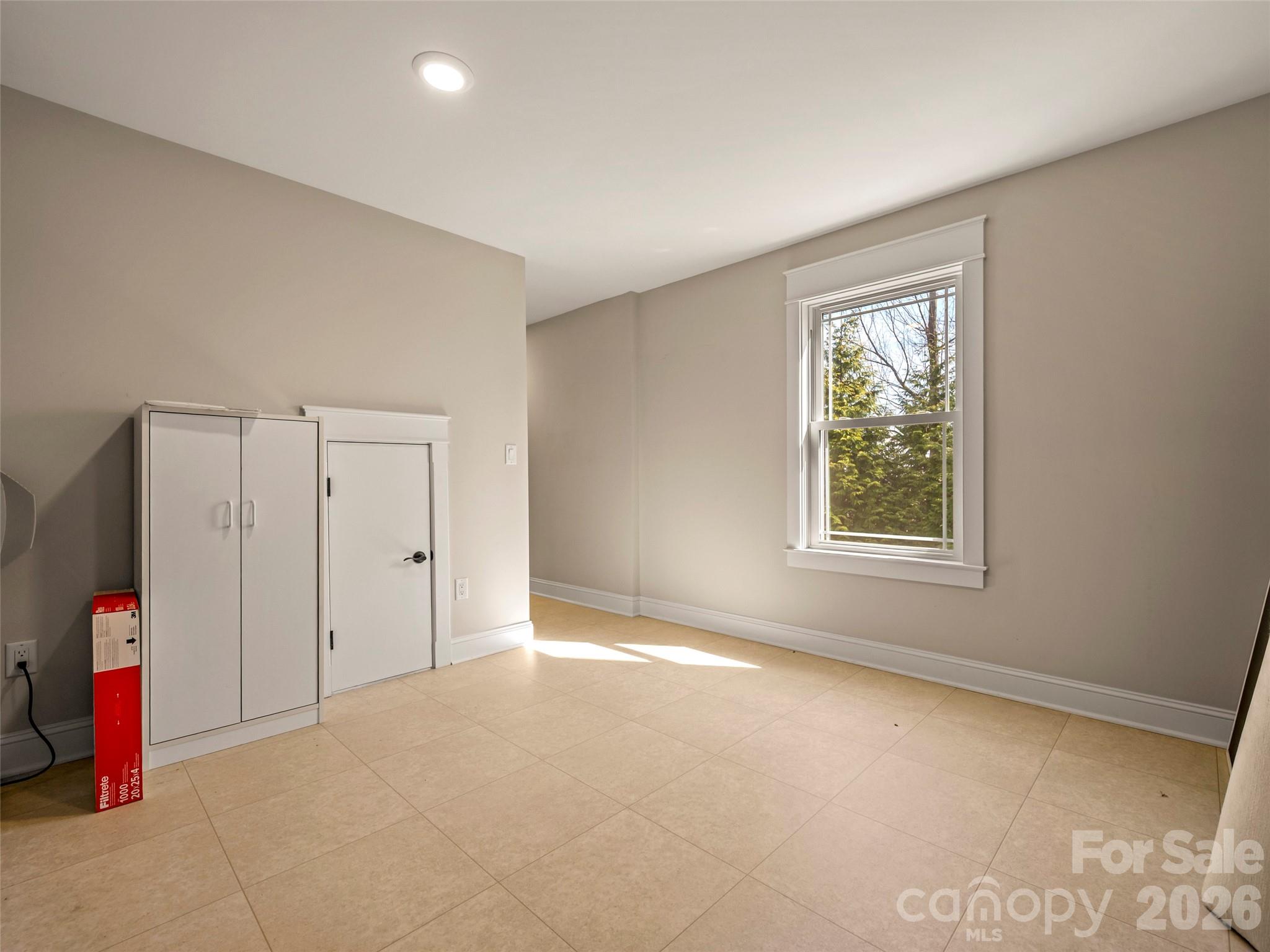 439 Monarch Road Hendersonville, NC 28739 - Photo 37 of 48 Gallery Image 37
