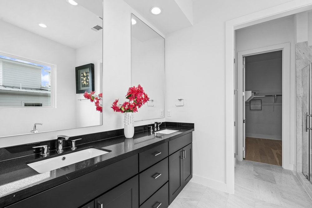 2805 McCurdy Street, Unit 10 Austin, TX 78723 - Photo 16 of 40