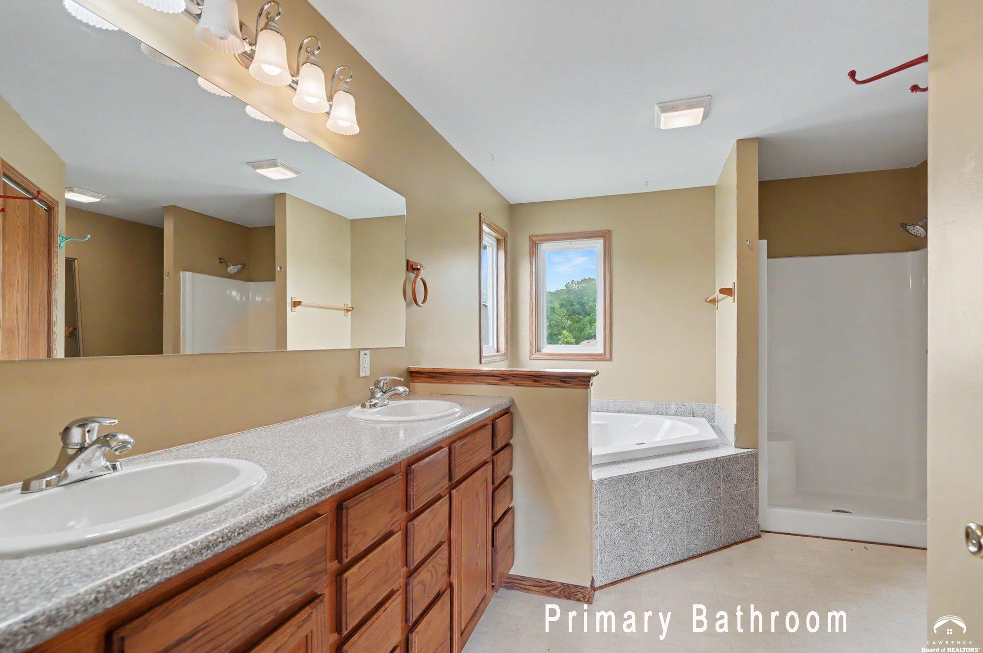 801 North 900 Road Lawrence, KS 66047 - Photo 26 of 61