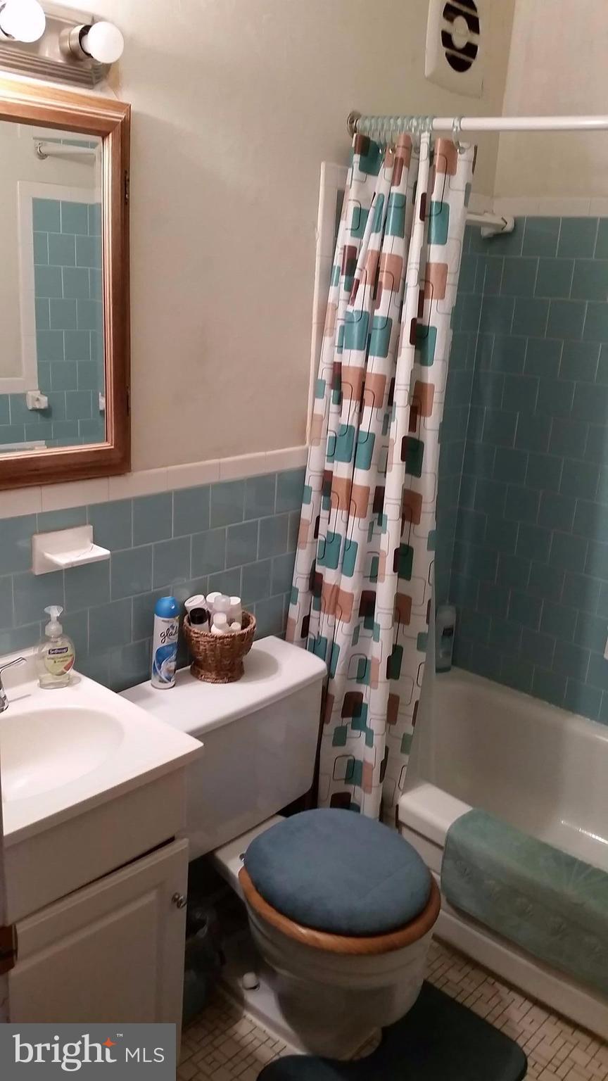 6910 Elbrook Road Hyattsville, MD 20784 - Photo 21 of 21 Bath