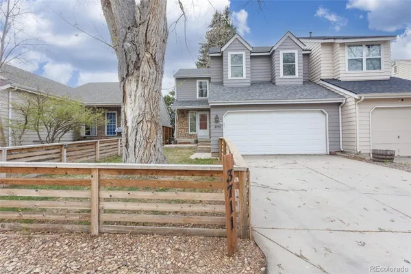 $425,000 | 3711 South Espana Way, Aurora, CO 80013