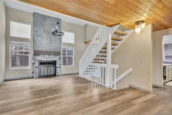 $425,000 | 3711 South Espana Way, Aurora, CO 80013