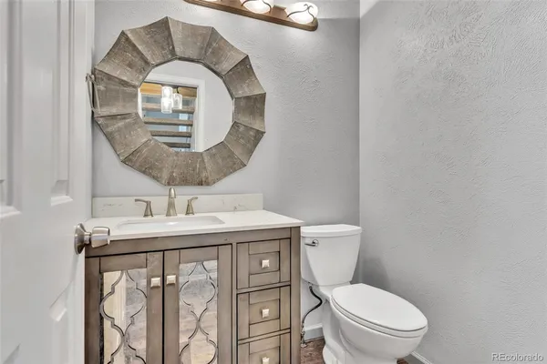 $425,000 | 3711 South Espana Way, Aurora, CO 80013