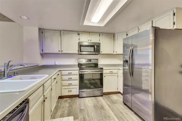 $425,000 | 3711 South Espana Way, Aurora, CO 80013