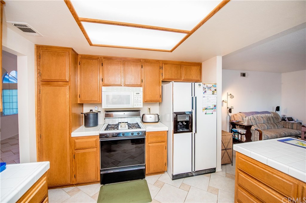 1701 Mojave View Circle Corona, CA 92882 - Photo 13 of 40