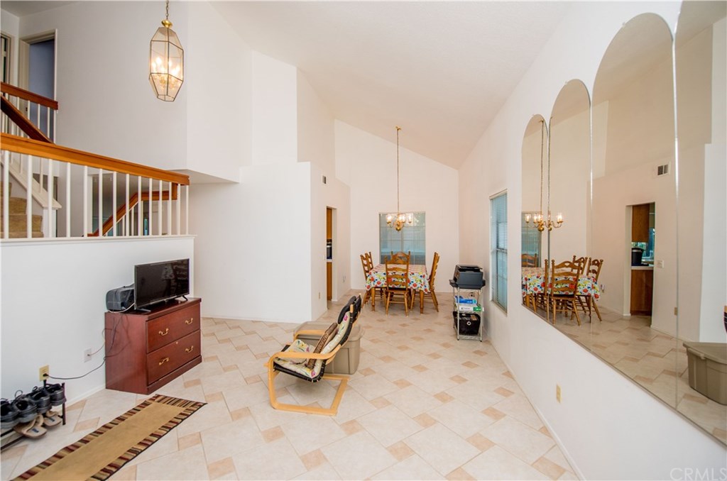 1701 Mojave View Circle Corona, CA 92882 - Photo 5 of 40