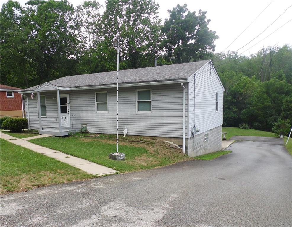 437 Lincoln Hall Road Elizabeth, PA 15037 - Photo 2 of 23 Gallery Image 2