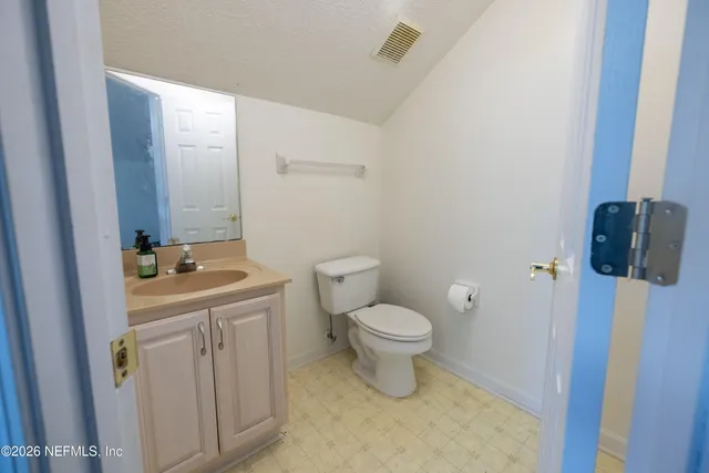 $440,000 | 10272 Manorville Drive, Jacksonville, FL 32221