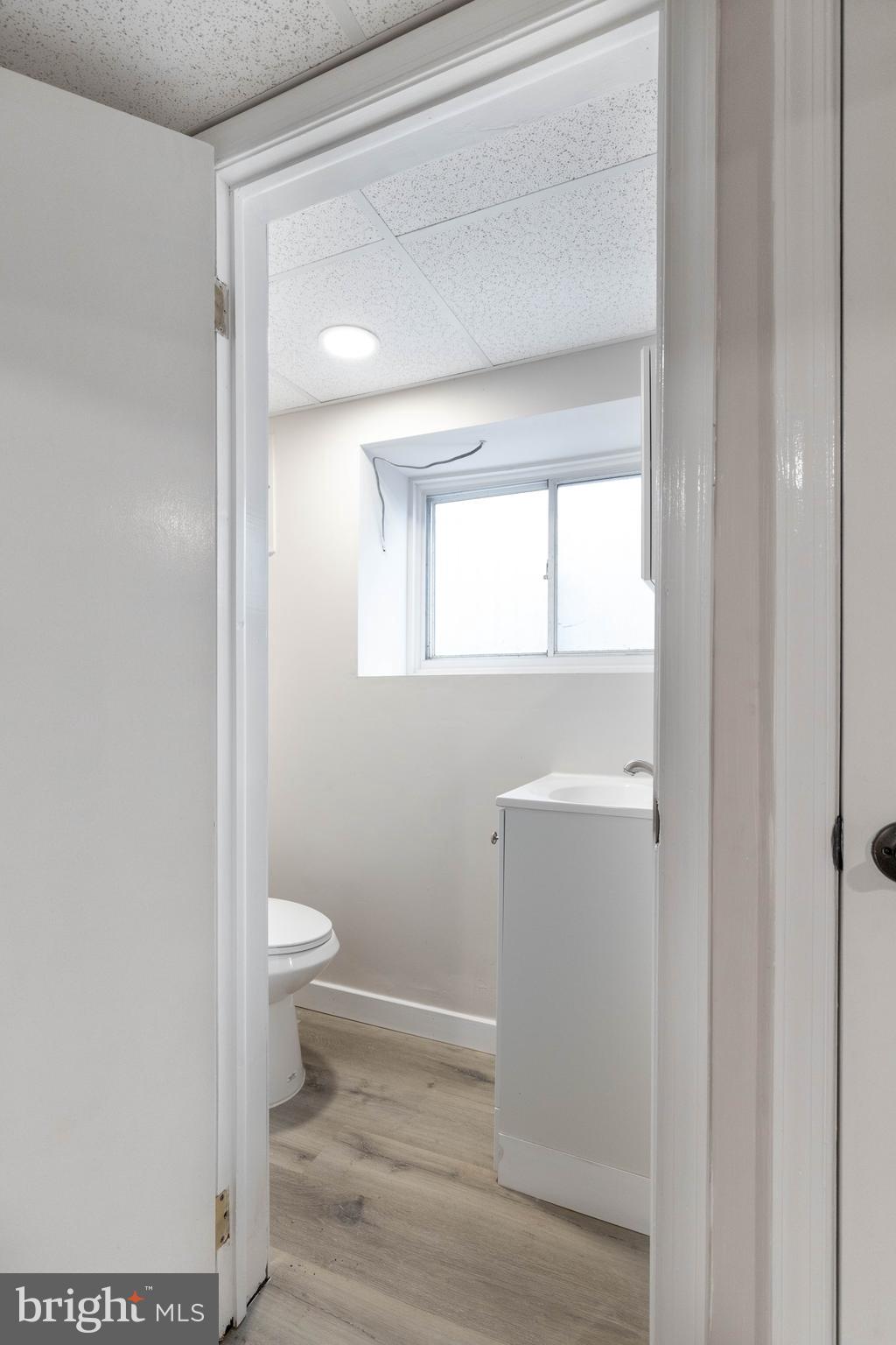 922 East Rittenhouse Street Philadelphia, PA 19138 - Photo 30 of 46 Basement powder room