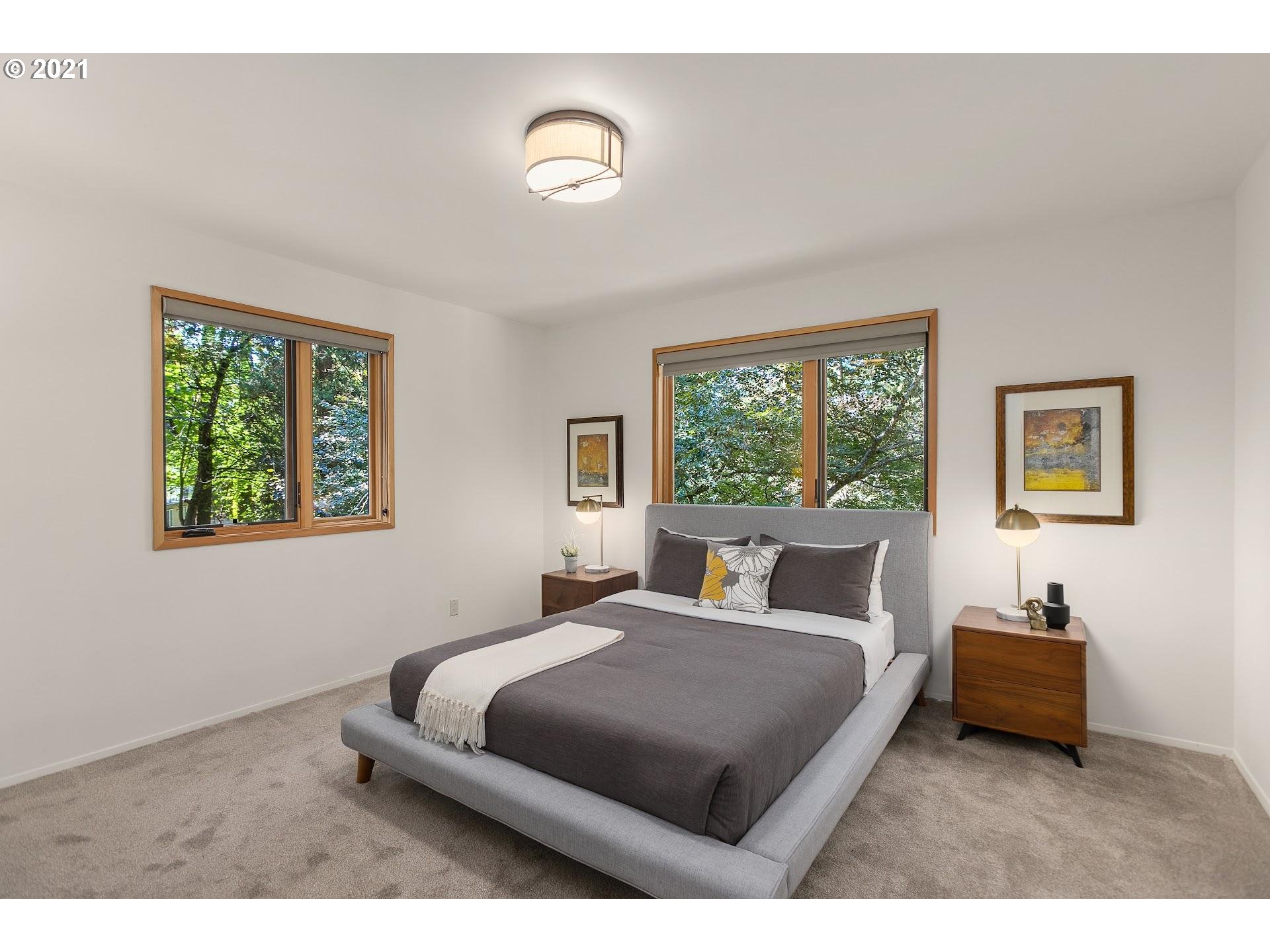 3327 Southwest Dosch Road Portland, OR 97221 - Photo 17 of 30 Gallery Image 17