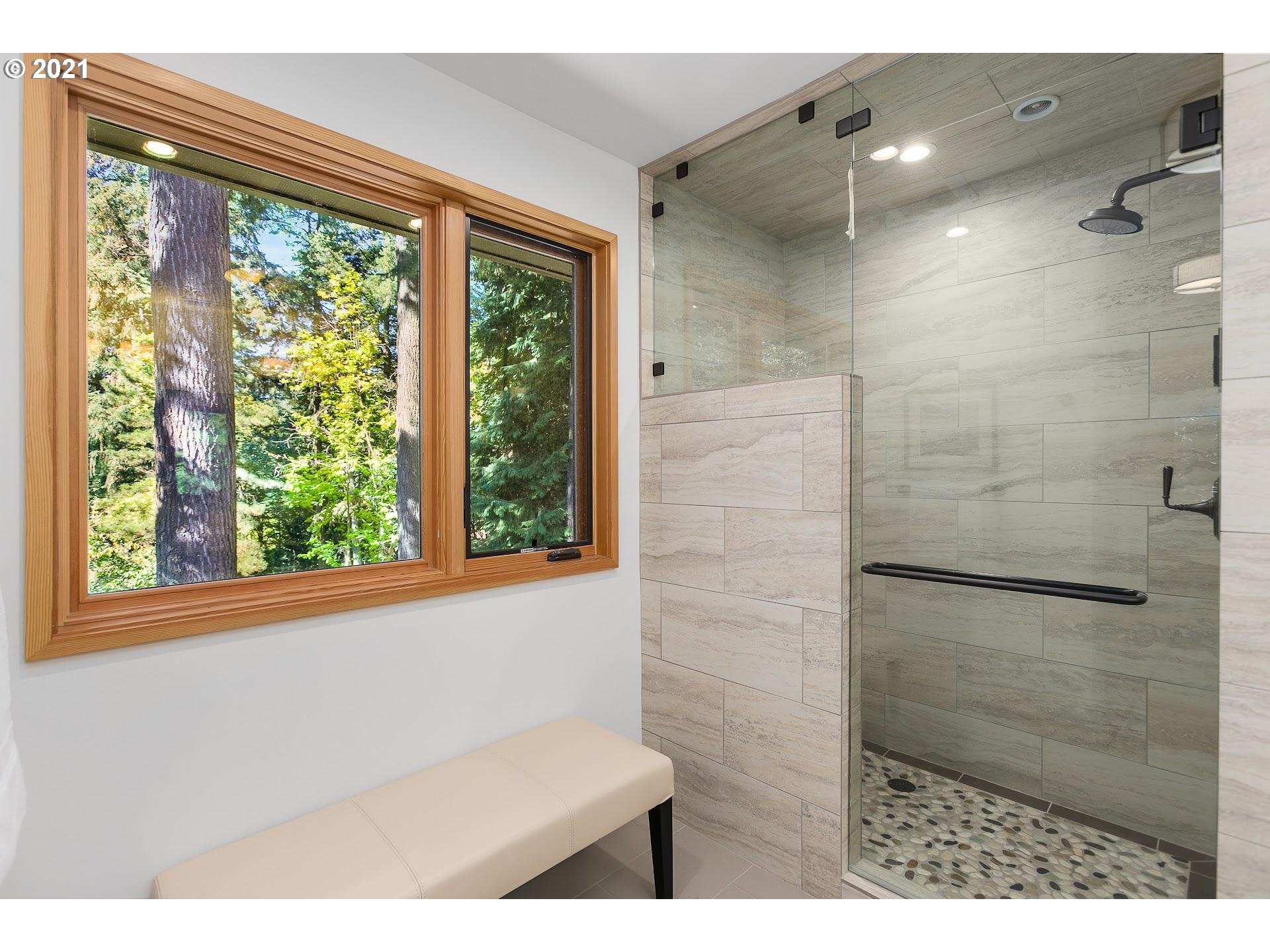 3327 Southwest Dosch Road Portland, OR 97221 - Photo 20 of 30 Gallery Image 20