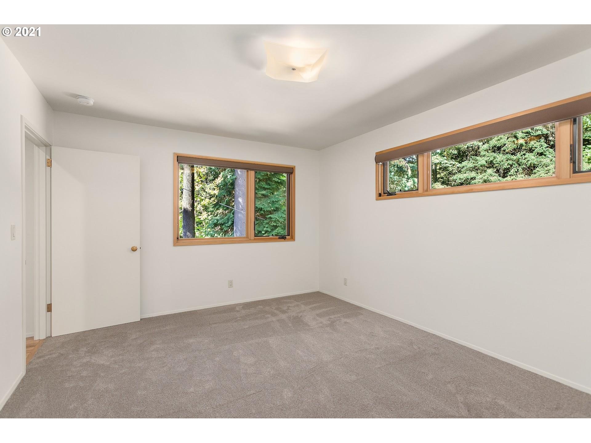 3327 Southwest Dosch Road Portland, OR 97221 - Photo 23 of 30 Gallery Image 23