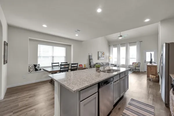 $279,000 | 2923 Lawrence Park, Conroe, TX 77304