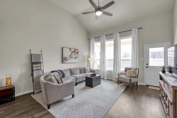 $279,000 | 2923 Lawrence Park, Conroe, TX 77304