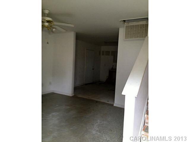342 Sleepy Hollow Road Charlotte, NC 28217 - Photo 2 of 2
